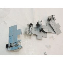 Jeu De 4 étriers Pour Fixation Luminaire Sur Plafonds En Plâtre ZBS461 Smb-plc PHILIPS 641776